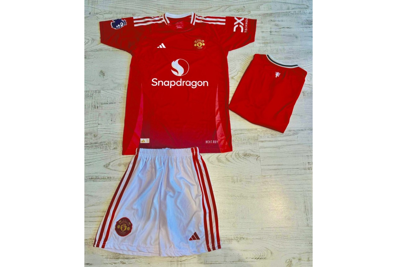 8247 Детски футболен комплект Mancherster United